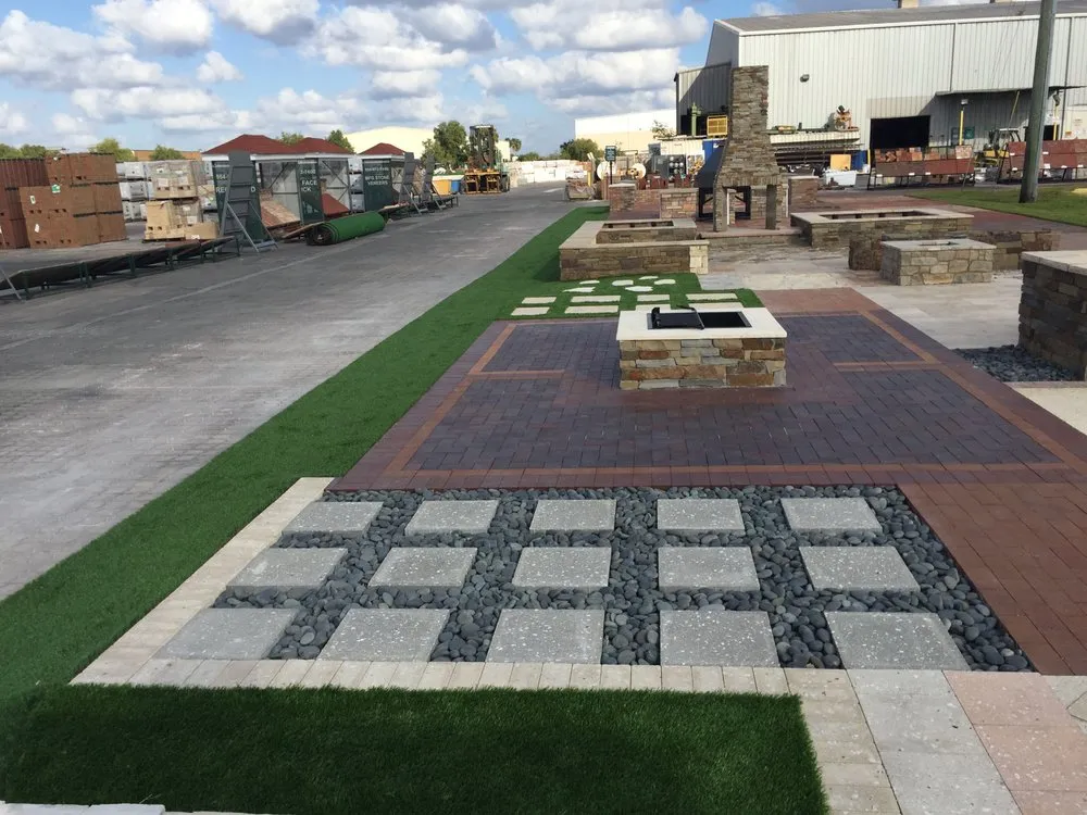 Professional yard cleanup service experts serving Fort Lauderdale, FL - Four Seasons Lawn & Landscape