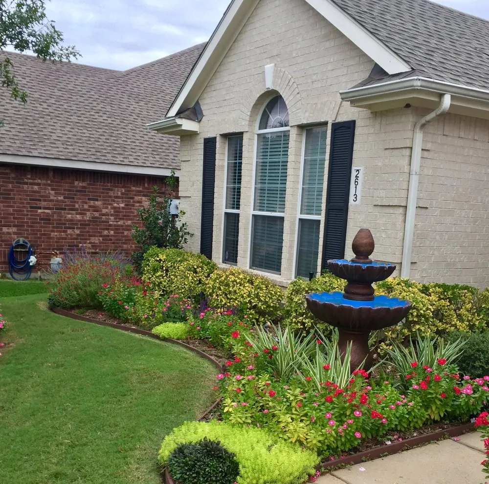 Trusted lawn care service near you in Murphy, TX by Four Seasons Lawn + Landscape