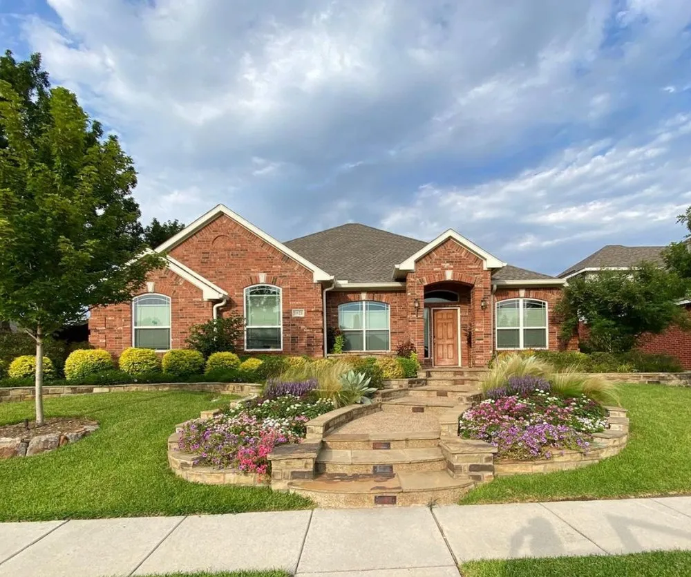 Custom yard cleanup service for residential properties across Murphy, TX - Four Seasons Lawn + Landscape