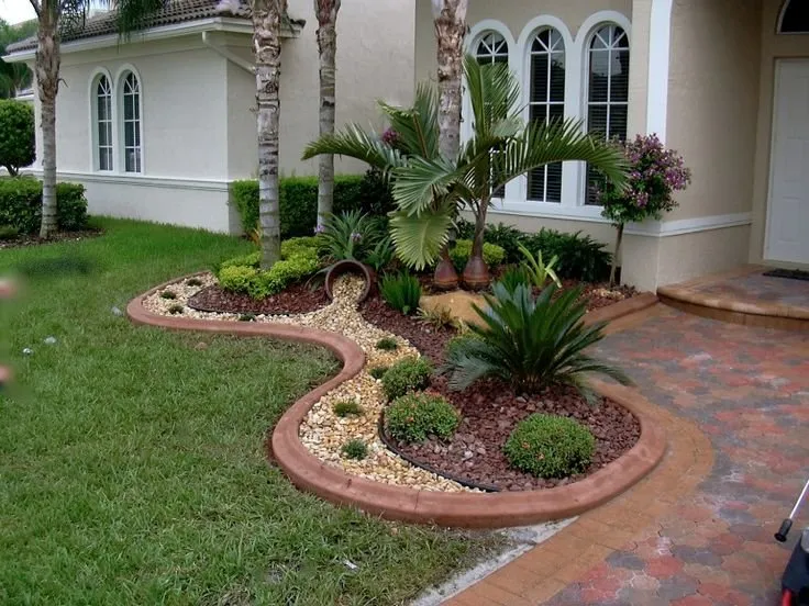 Trusted lawn mowing service for beautiful yards in Houston, TX by Four Seasons Lawn & Landscaping