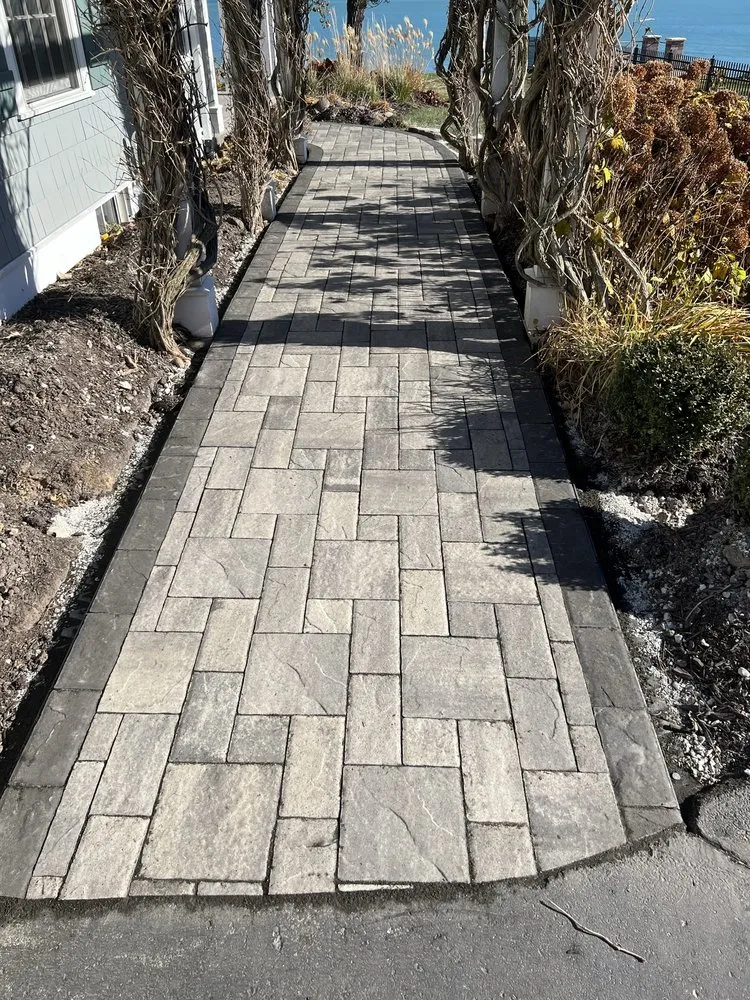 Top-rated garden landscaping experts serving Racine, WI - Four Seasons Lawncare & Landscaping