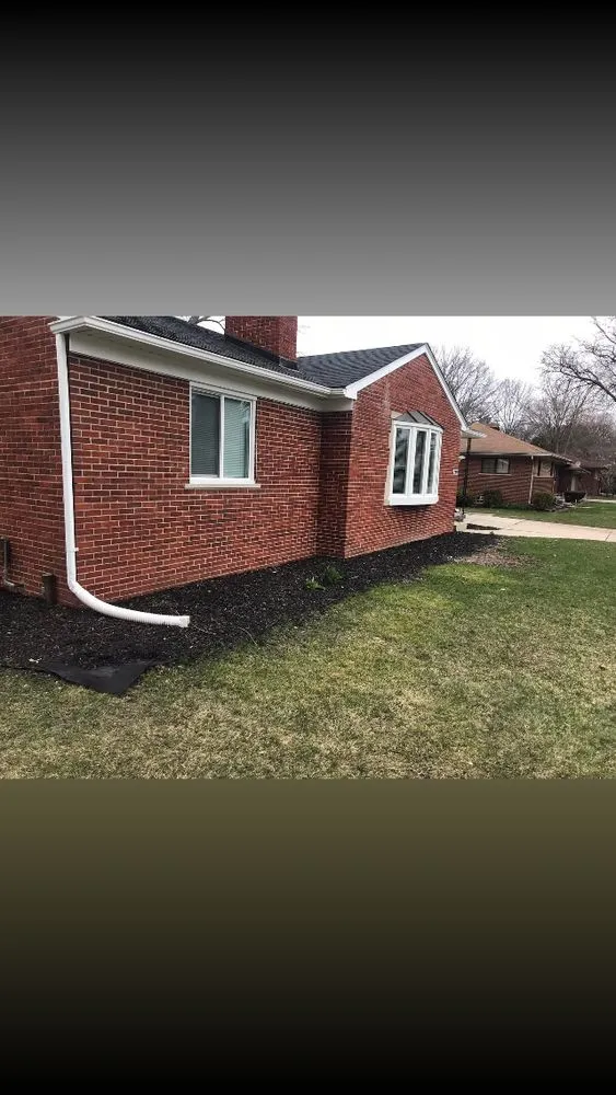 Local lawn care service in Warren, MI by Four Seasons