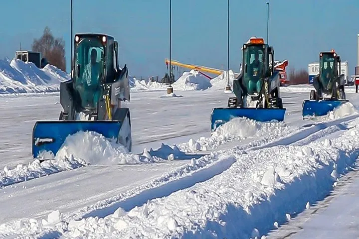 Trusted yard maintenance for residential properties in Pella, IA by Four Seasons Yard Care