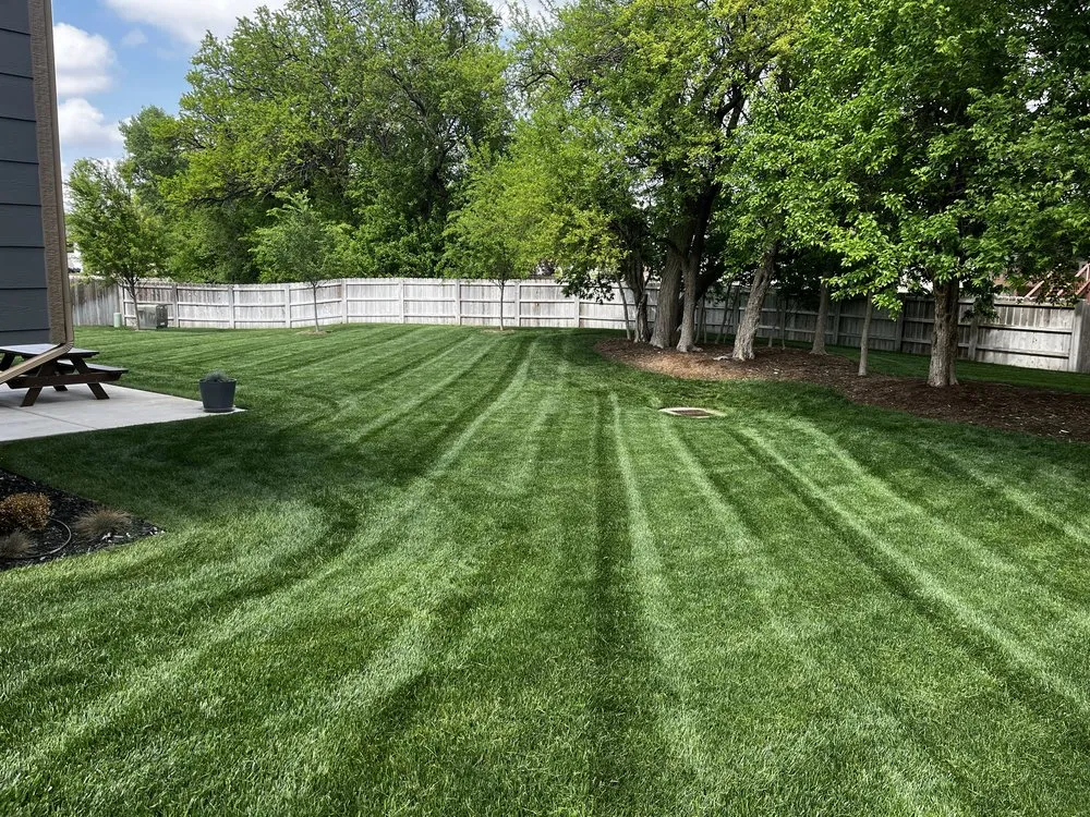 Trusted lawn mowing service experts serving Wichita, KS - Four Star Lawn Care