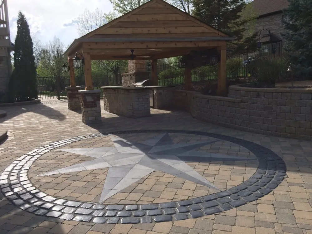 Top-rated lawn mowing service experts serving Lemont, IL - Four Trees