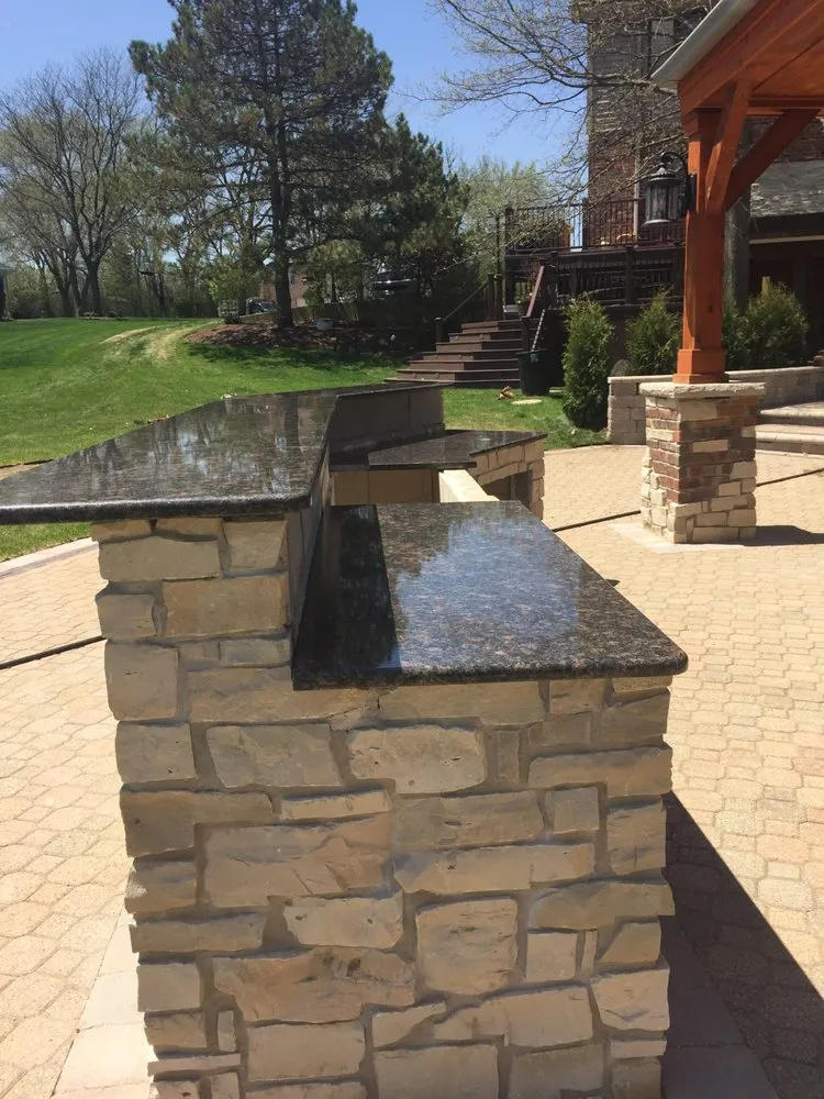 Trusted garden landscaping in Lemont, IL - Four Trees