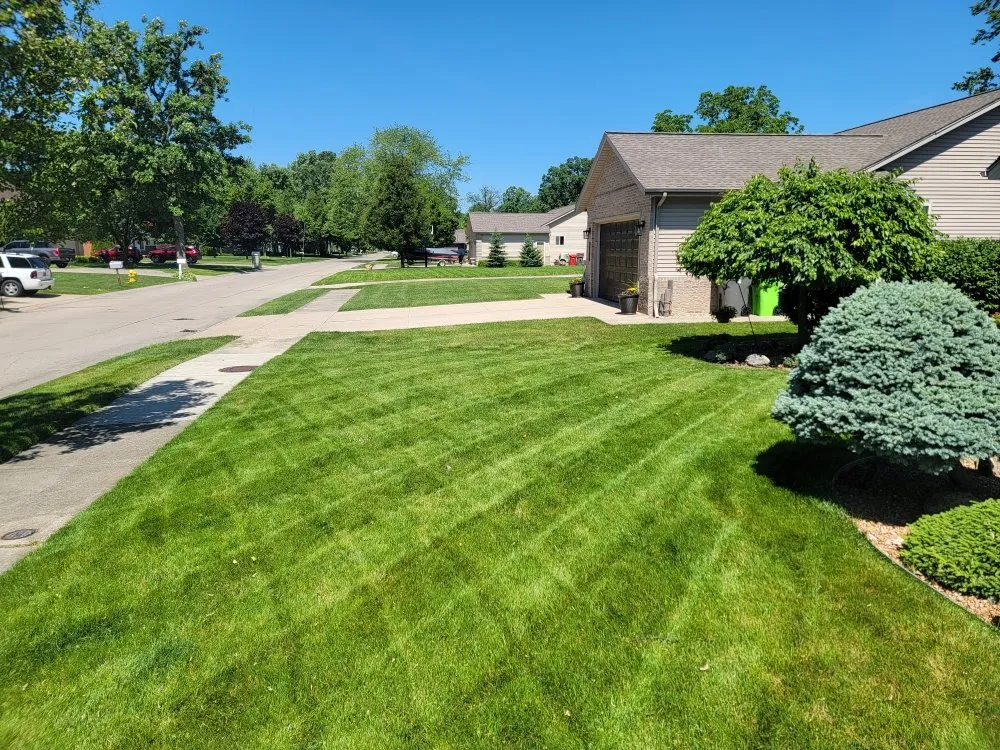 Custom yard cleanup service experts serving Harper Woods, MI - Fournier Lawn & Snow