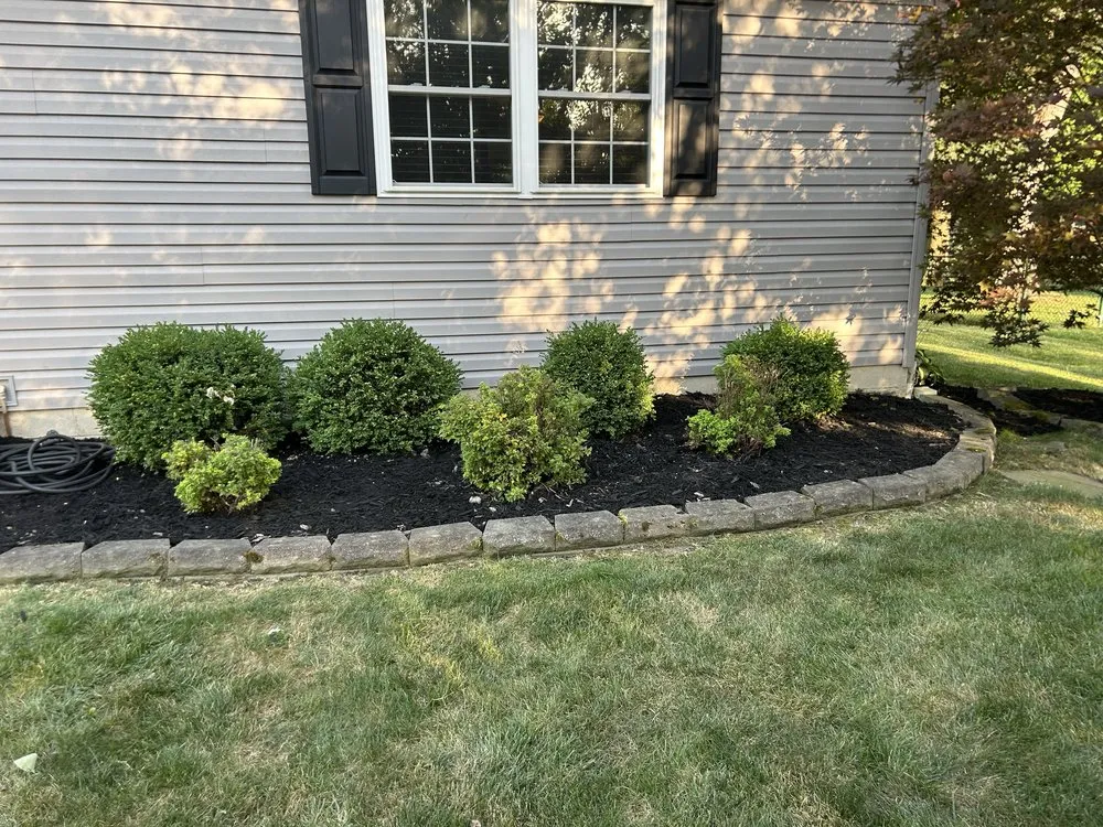 Trusted outdoor landscaping with custom design in Akron, OH by Fout’s Yard Clean up