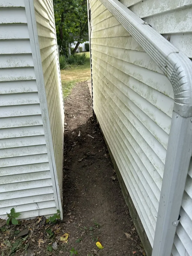 Affordable landscaping services experts serving Akron, OH - Fout’s Yard Clean up