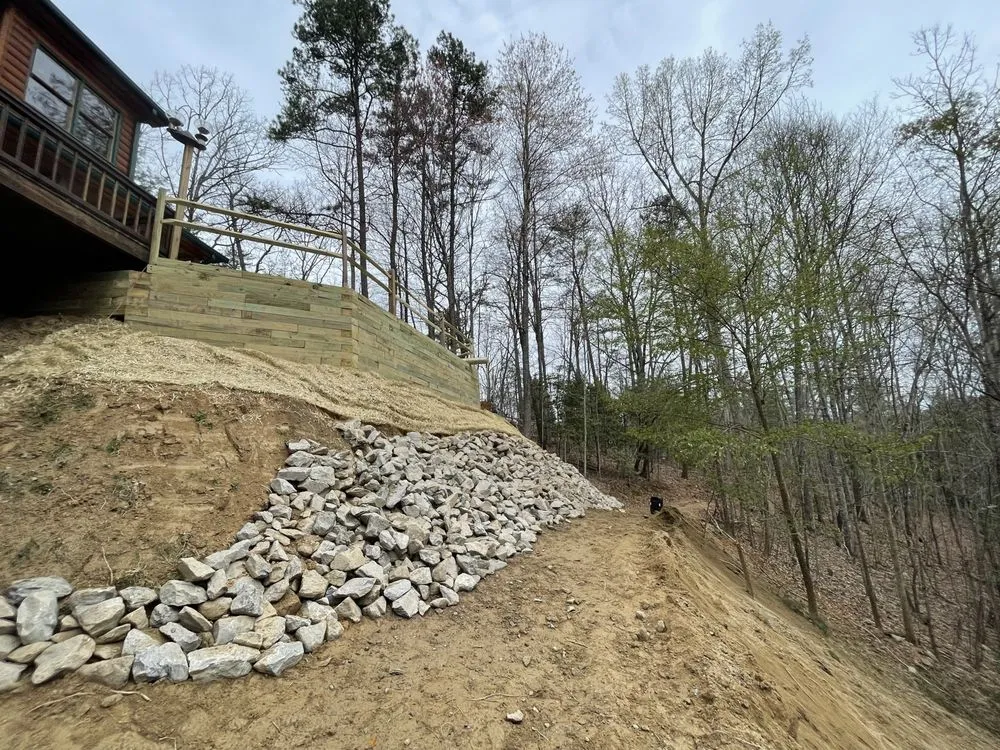 Local outdoor landscaping in Ellijay, GA by Fowlers complete cleaning and handyman service