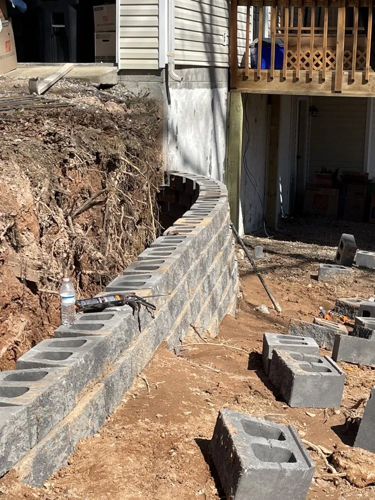 Expert garden landscaping experts serving Ellijay, GA - Fowlers complete cleaning and handyman service