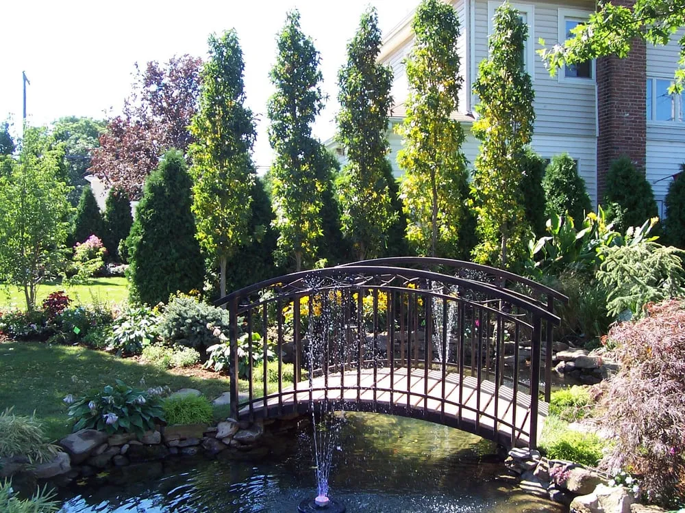 Expert garden landscaping in Levittown, NY by Fox-Jackson Designs