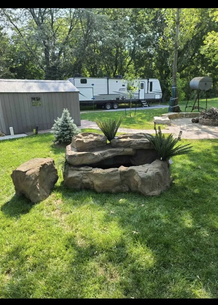 Reliable yard cleanup service experts serving Denton, NE - Fox Landscaping