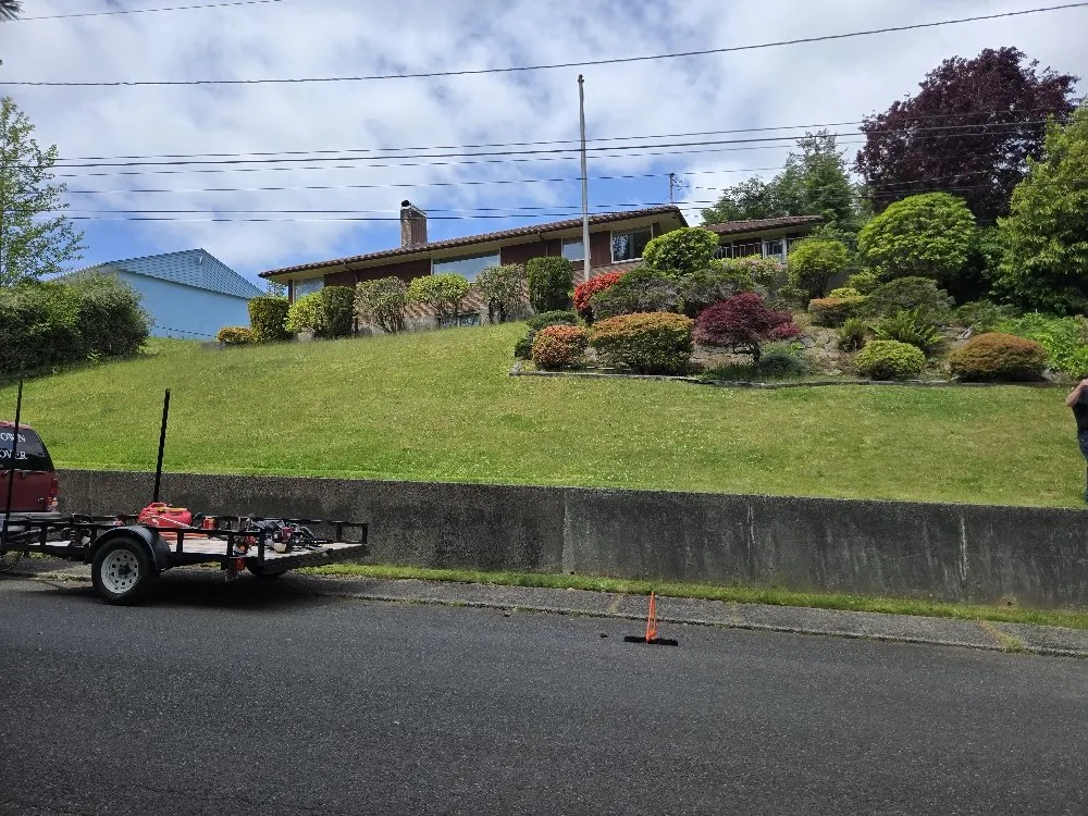 Custom lawn care service with custom design in Hoquiam, WA by Fox Landscaping