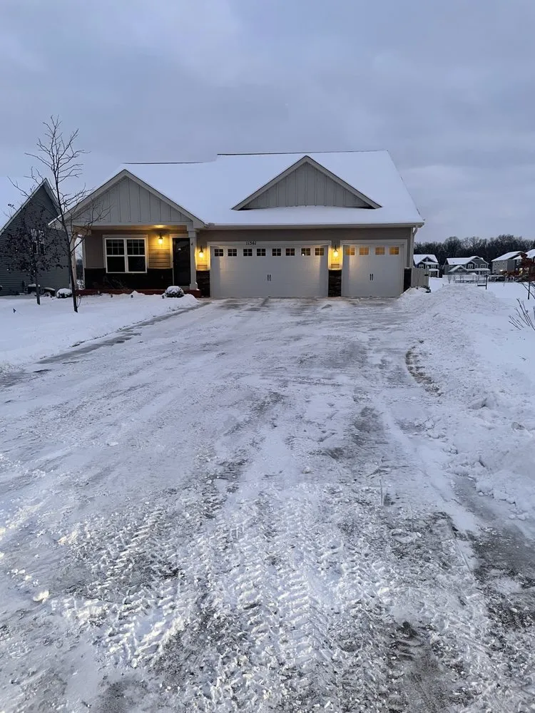 Affordable lawn mowing service for homes across Zimmerman, MN - Fox Outdoor Service