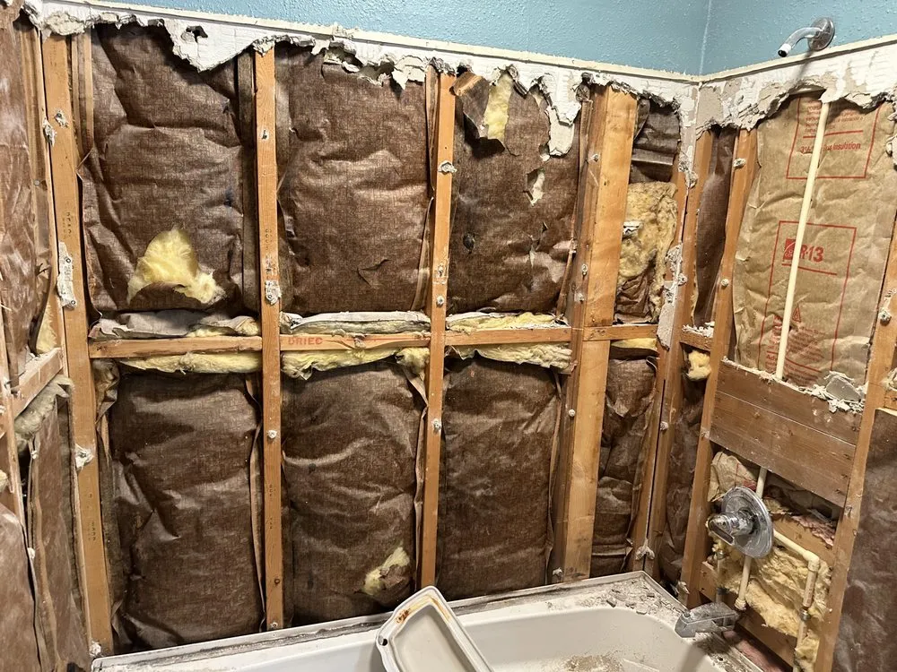 Professional yard maintenance experts serving Decatur, AL - Fox Quality Homes