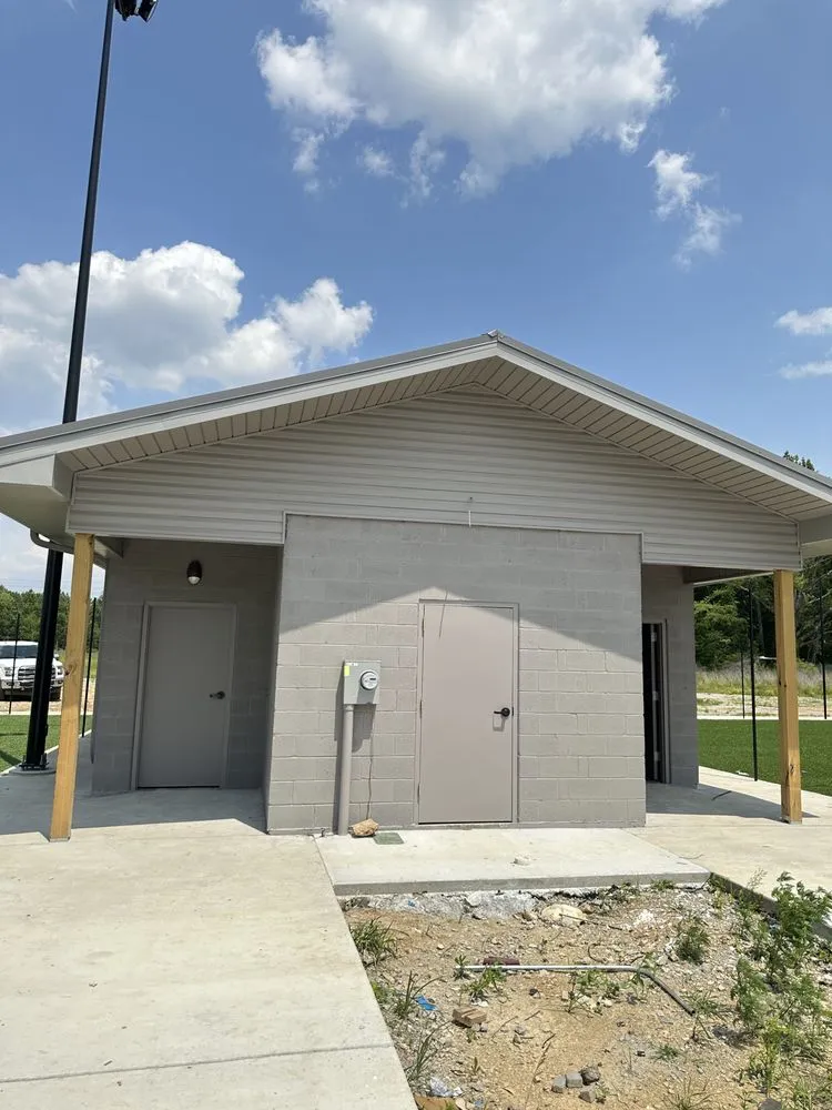 Local yard cleanup service in Decatur, AL - Fox Quality Homes