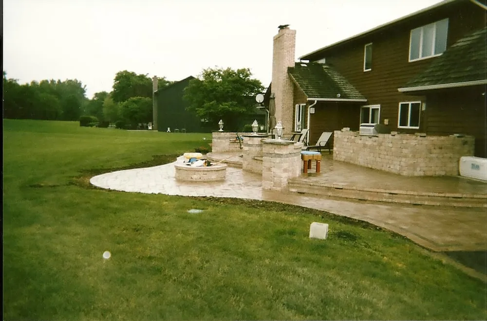 Reliable landscape installation experts serving St. Charles, IL - Fox Valley Hardscapes