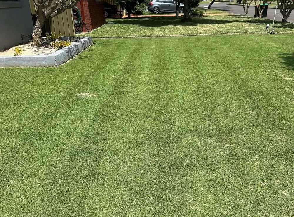 Local garden landscaping experts serving Charlotte, NC - Foxcroft Lawn Care