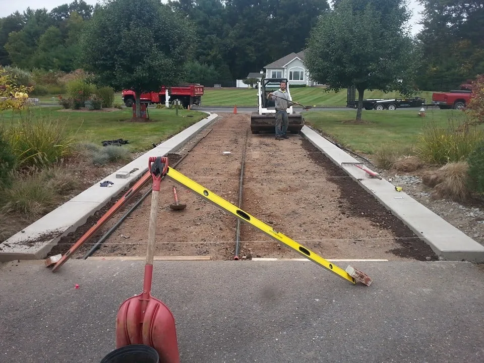 Custom lawn care service in Somers, CT - Foxdale Landscaping