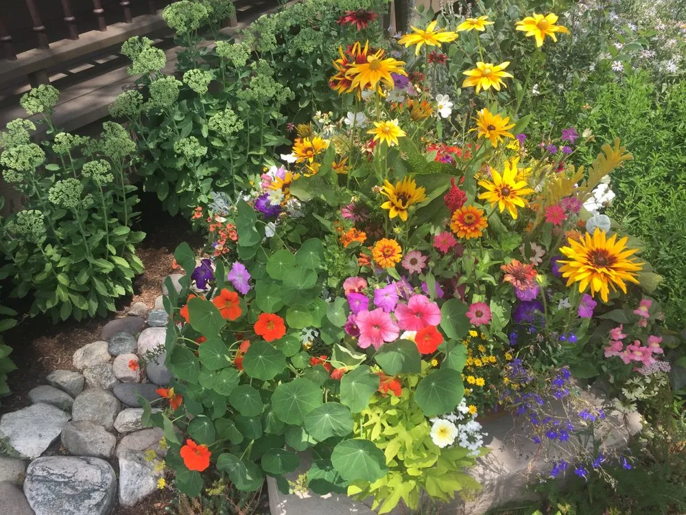 Top-rated landscape design experts serving Eugene, OR - Foxglove Custom Plantscapes