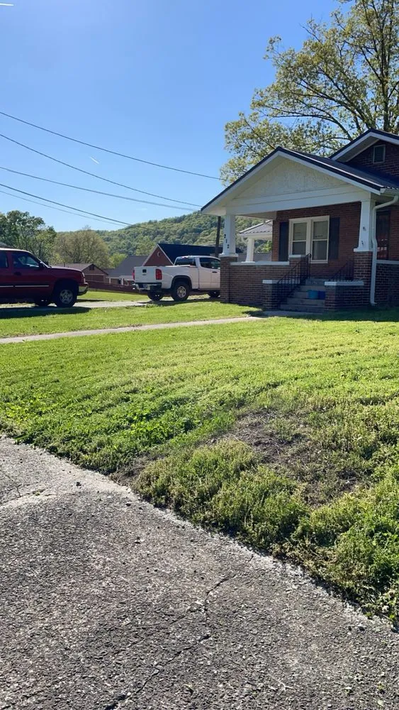 Affordable landscaping services in Oliver Springs, TN by Fox’s Lawn Care