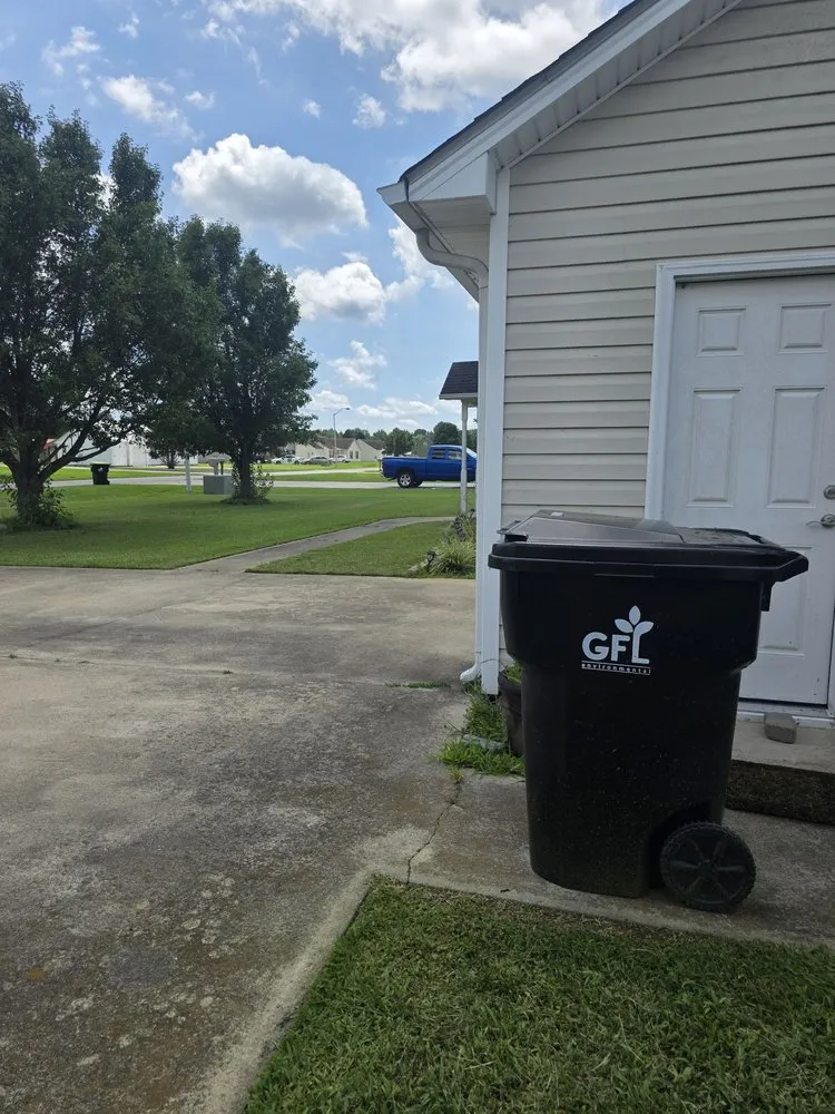 Trusted lawn care service for outdoor upgrades across Edenton, NC - Fox's lawn