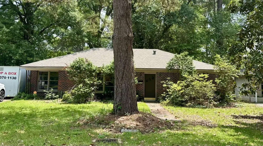 Reliable landscaping services in Monroe, LA - Foxx Tree Service