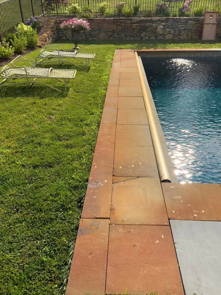 Affordable yard maintenance in Lanham, MD by FPMSC