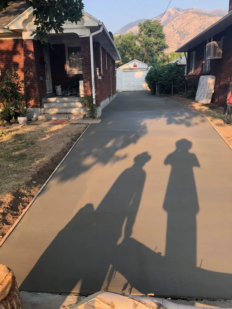 Custom lawn care service in Roy, UT - FRA Landscape and Concrete