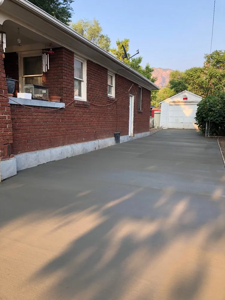 Reliable lawn mowing service in Roy, UT - FRA Landscape and Concrete