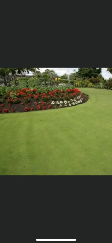 Trusted lawn care service in Milwaukee, WI - Fraire Quinones Landscaping