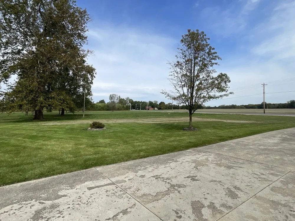 Affordable landscape design with custom design in Greenfield, IN by Fralich's Landscape