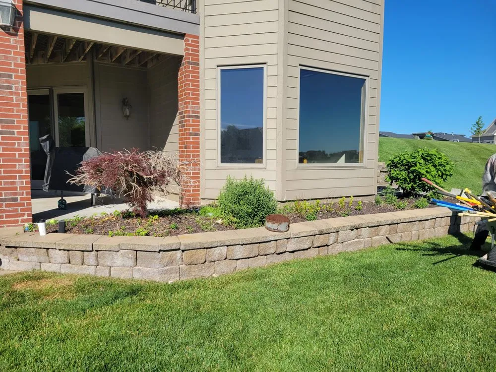 Reliable landscape design experts serving Omaha, NE - Francia Hardscapes