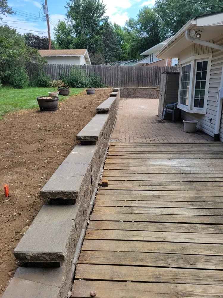 Reliable yard maintenance in Omaha, NE - Francia Hardscapes