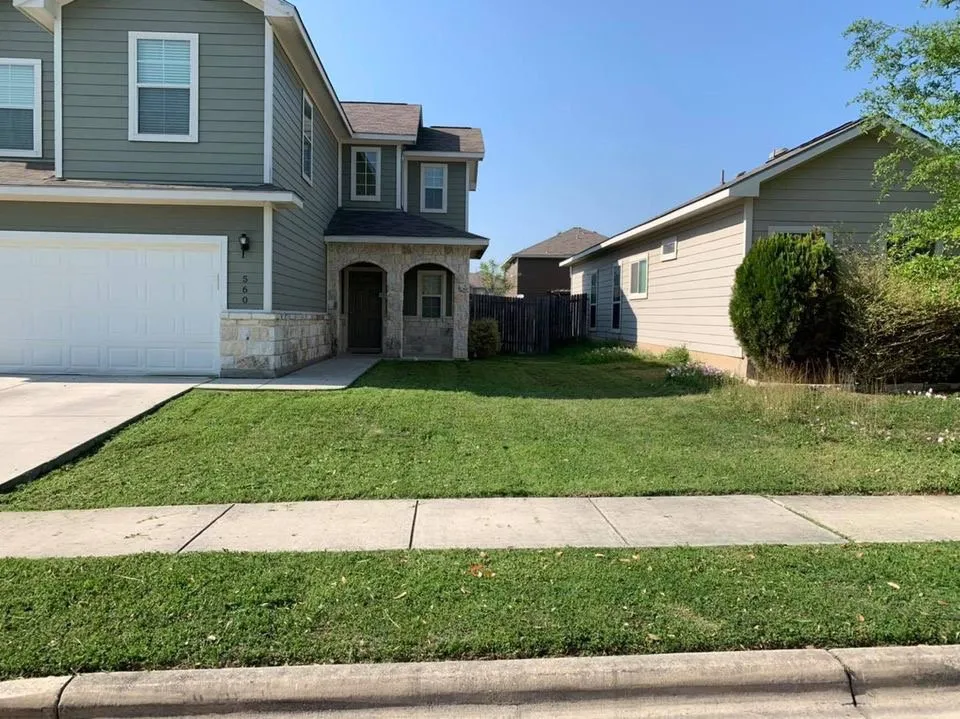 Affordable landscaping services in San Antonio, TX - Francis Lawn & Maintenance