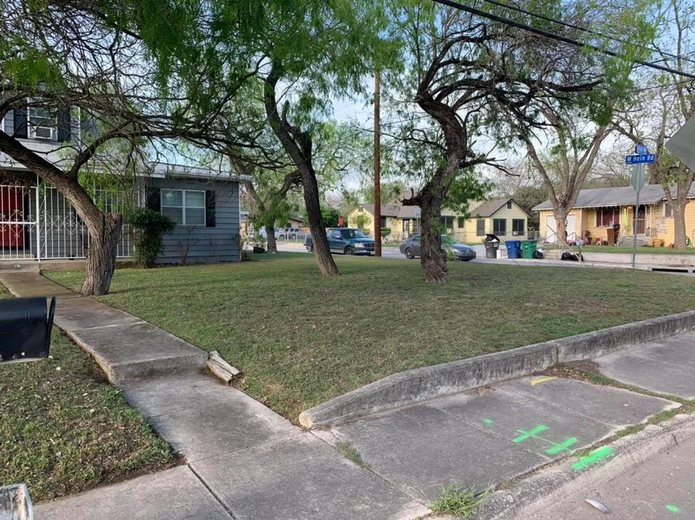 Local lawn care service for outdoor upgrades in San Antonio, TX by Francis Lawn & Maintenance