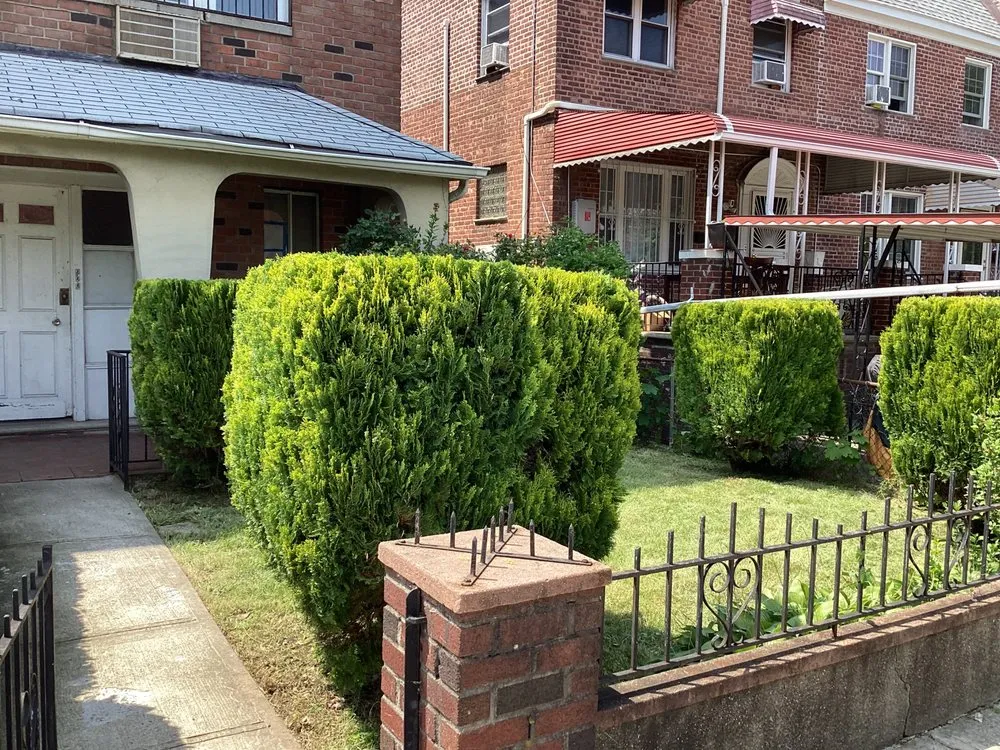 Expert landscaping services near you in New York, NY by Francis Property Solutions