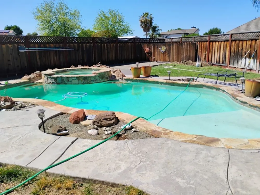 Top-rated yard cleanup service with custom design across Bay Point, CA - Francis Service