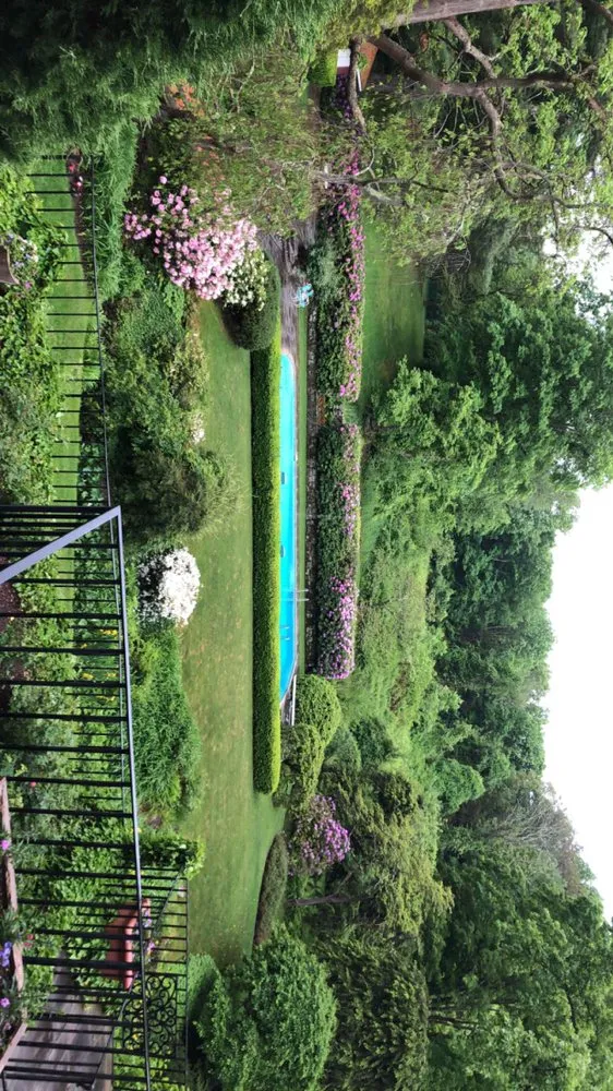 Professional yard maintenance experts serving Danbury, CT - Francisco Five Star Landscape