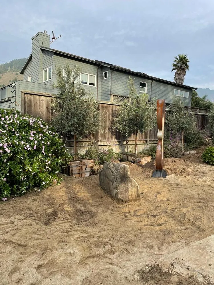 Top-rated residential landscaping with custom design in Richmond, CA by Francisco Landscaping & Gardening