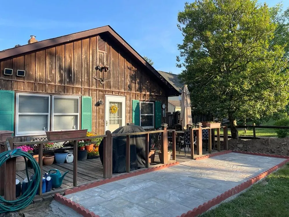 Local lawn care service in Claymont, DE by Francisco Landscaping & Hardscaping