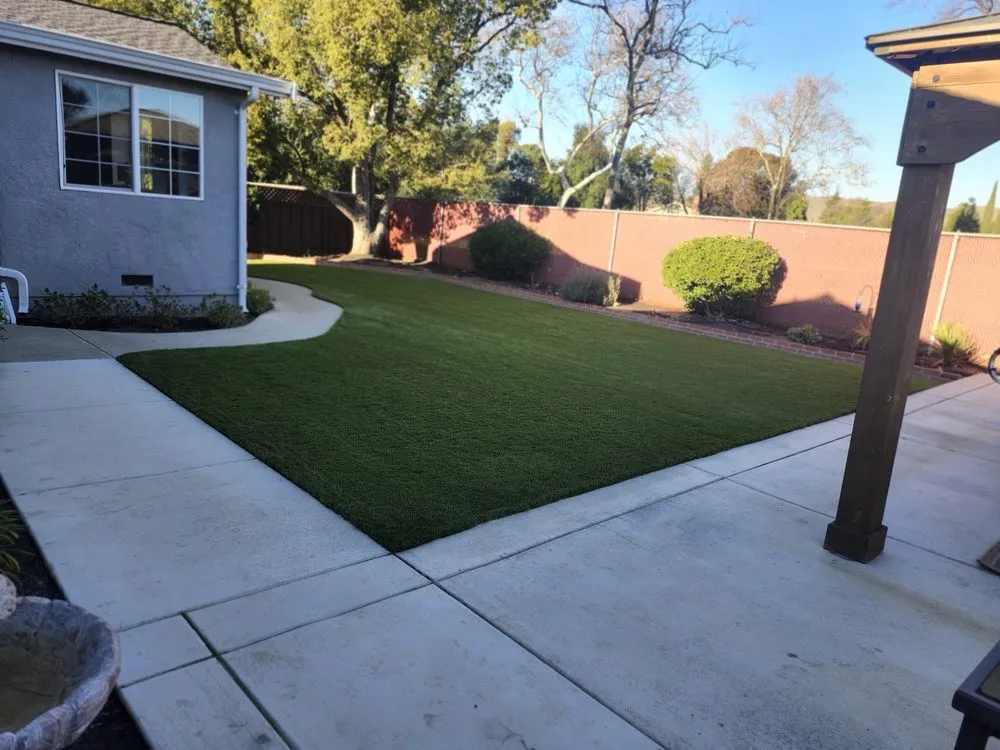 Local landscaping services near you in Concord, CA by Francisco landscaping