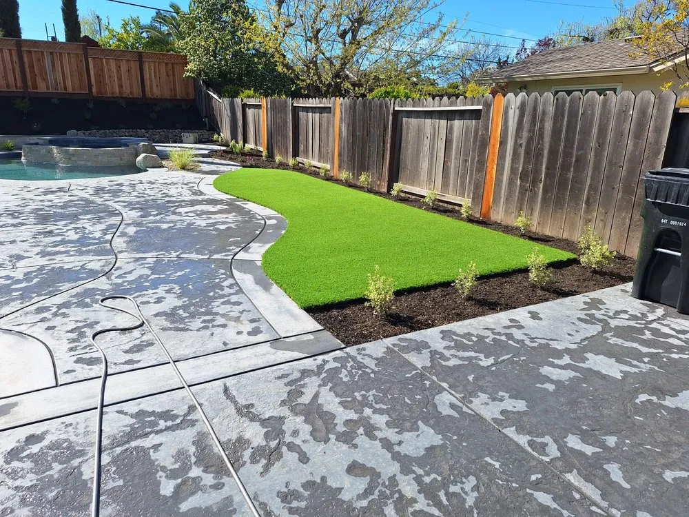 Top-rated garden landscaping in Concord, CA by Francisco landscaping