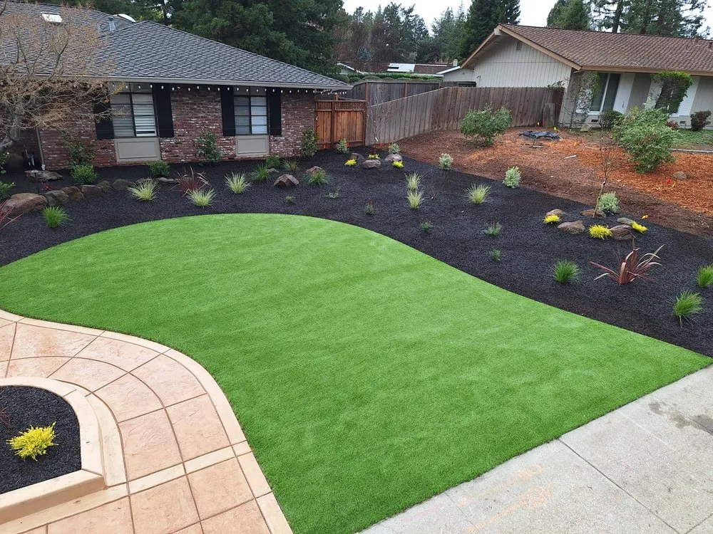 Top-rated garden landscaping for beautiful yards in Concord, CA by Francisco landscaping
