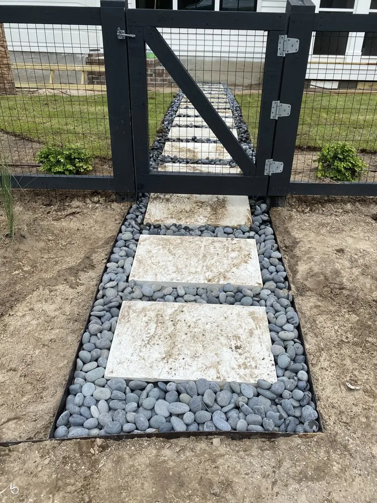 Affordable landscape installation in Hardeeville, SC by Francisco Landscaping