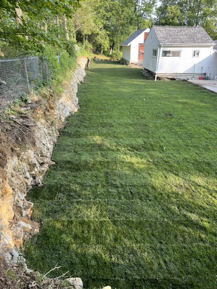 Reliable lawn care service experts serving Kingston, NY - Francisco Landscaping