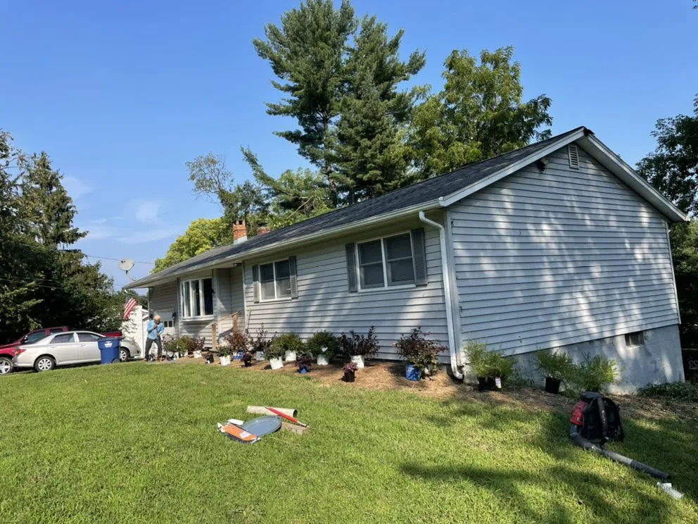 Expert yard cleanup service experts serving Kingston, NY - Francisco Landscaping