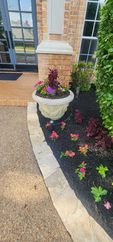 Local landscape installation experts serving Grapevine, TX - Francisco Lawn Service