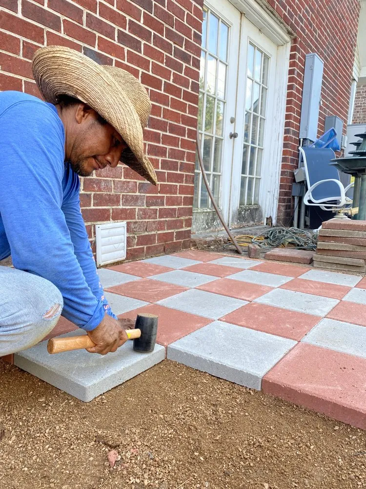 Professional residential landscaping near you across Houston, TX - Francisco Service